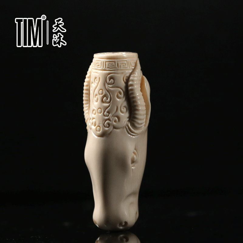 TIM猛犸象牙牛魔王吊坠金亮大师手工雕刻生肖牛冰料挂件