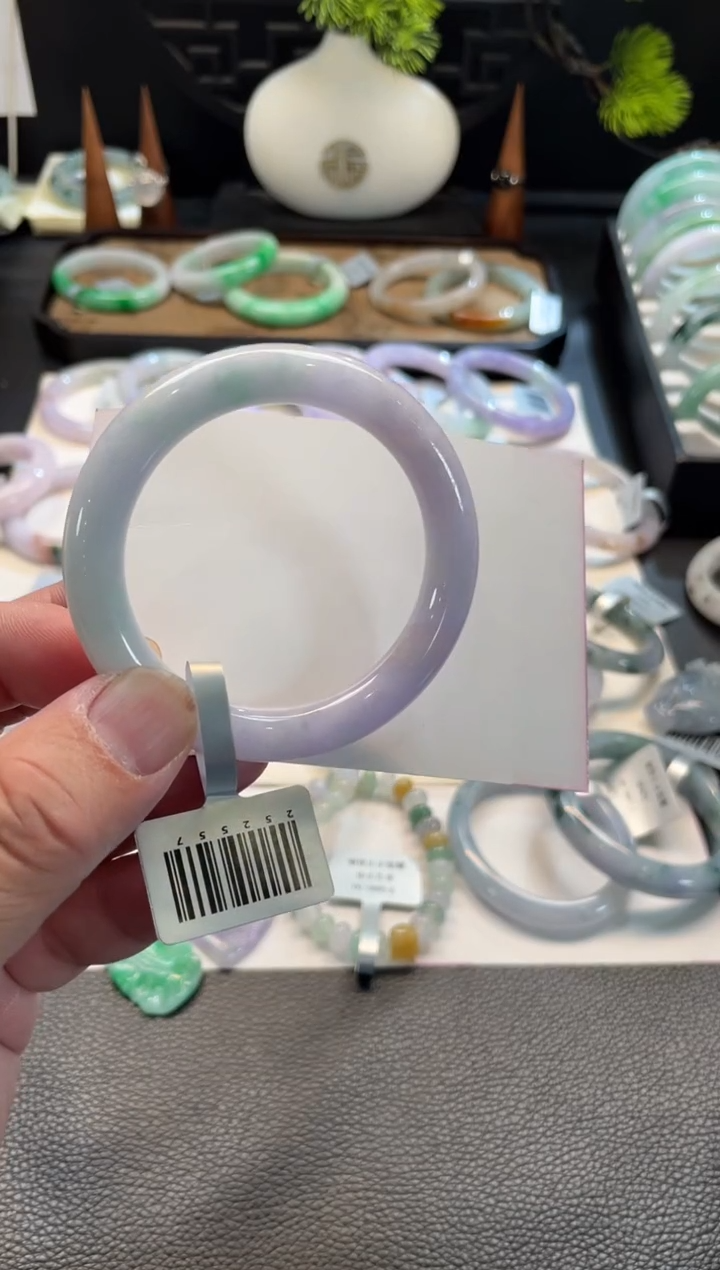 未镶嵌手镯翡翠53号链接 有纹裂 51圆条