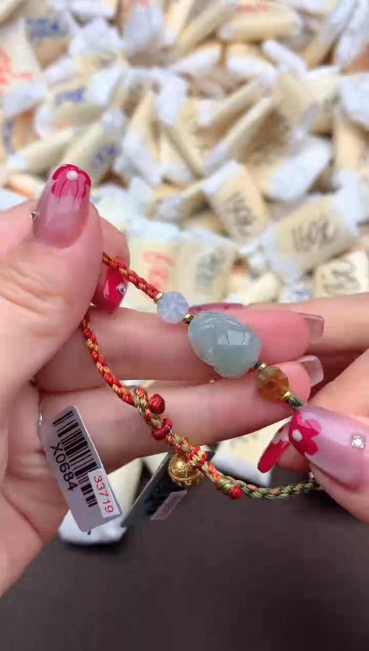 【闪购商品】翡翠挂件18K金镶嵌一