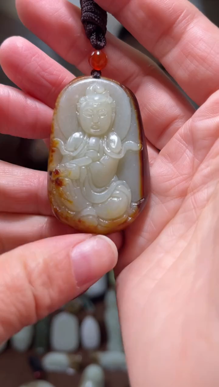 颈饰未镶嵌和田玉·