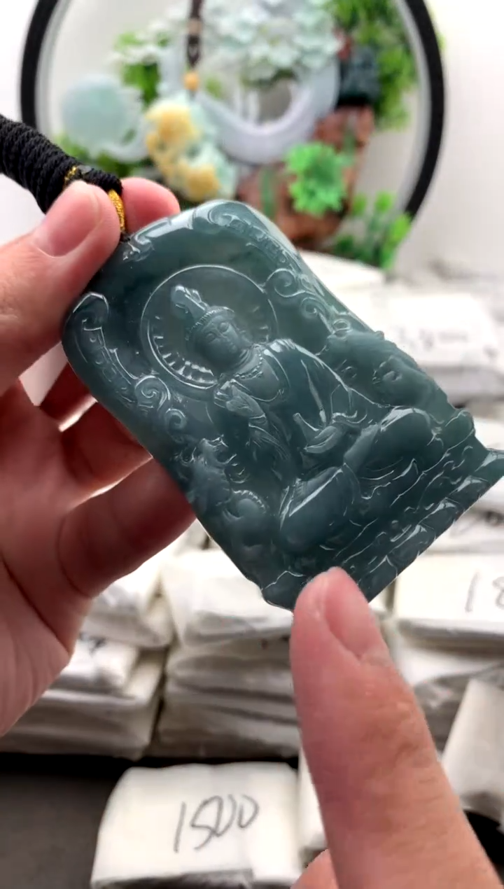【闪购商品】翡翠颈饰未镶嵌观音