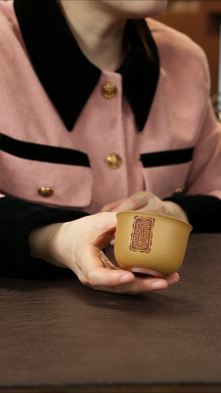 茶杯紫砂吴春艳 常乐杯