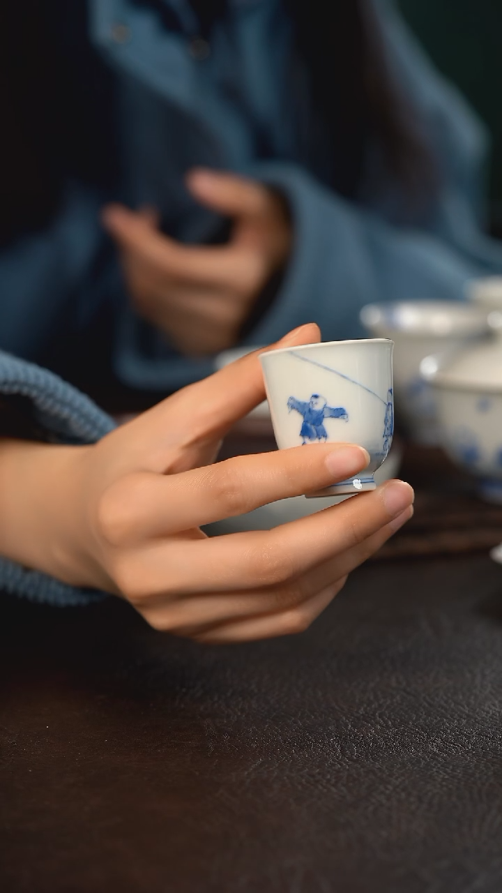 【闪购商品】杯聚澜堂童子放风筝小闻香杯