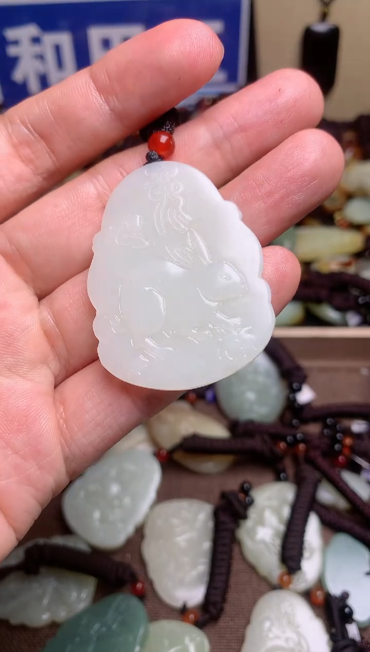 【闪购商品】和田玉颈饰未镶嵌1