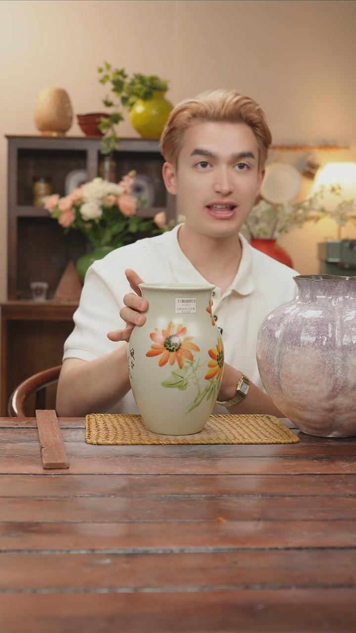 摆件景德镇艺术感手作花瓶（有孔）