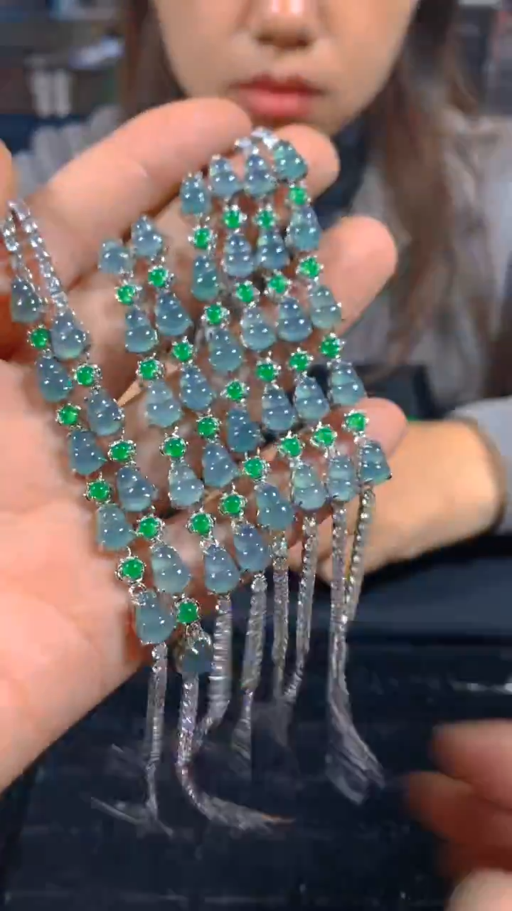 未镶嵌手链翡翠多样性发一