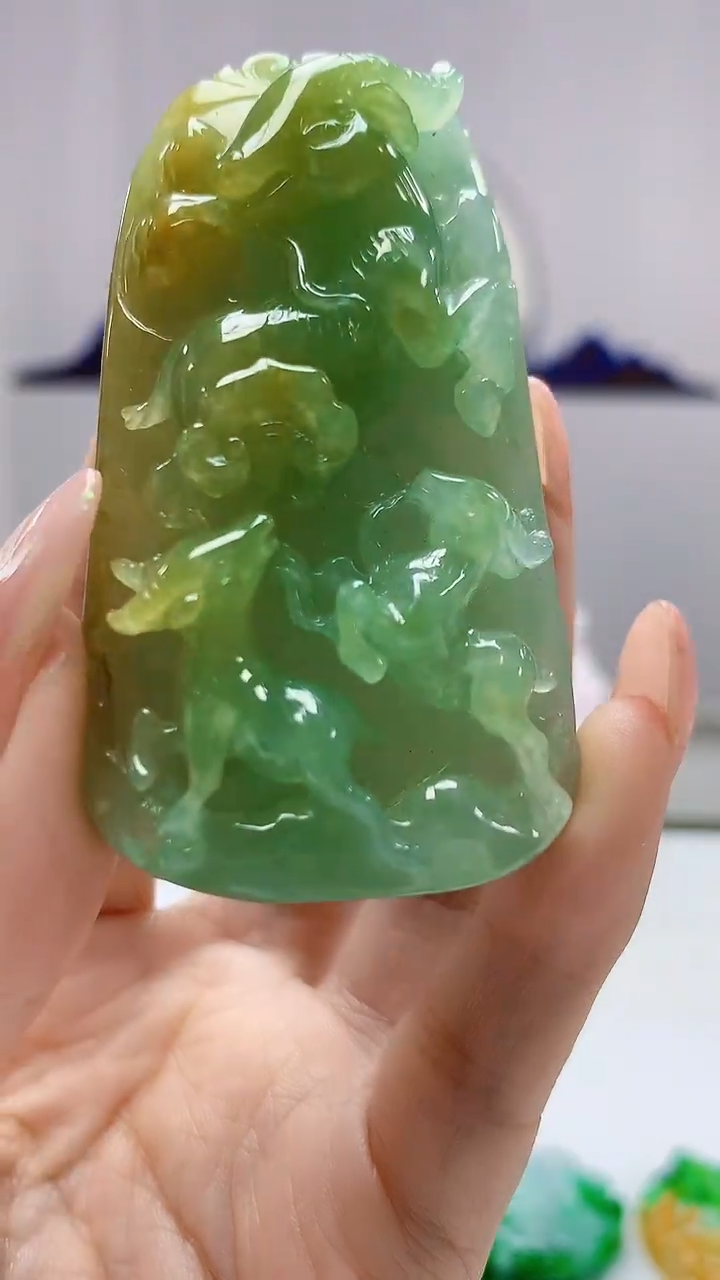 【闪购商品】定制翡翠未镶嵌4902DD-毛货挂件233