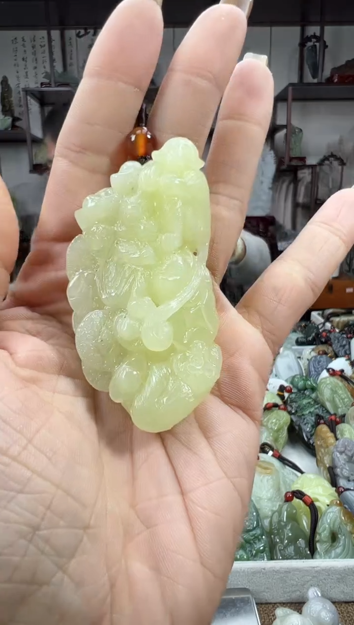 未镶嵌和田玉把件1