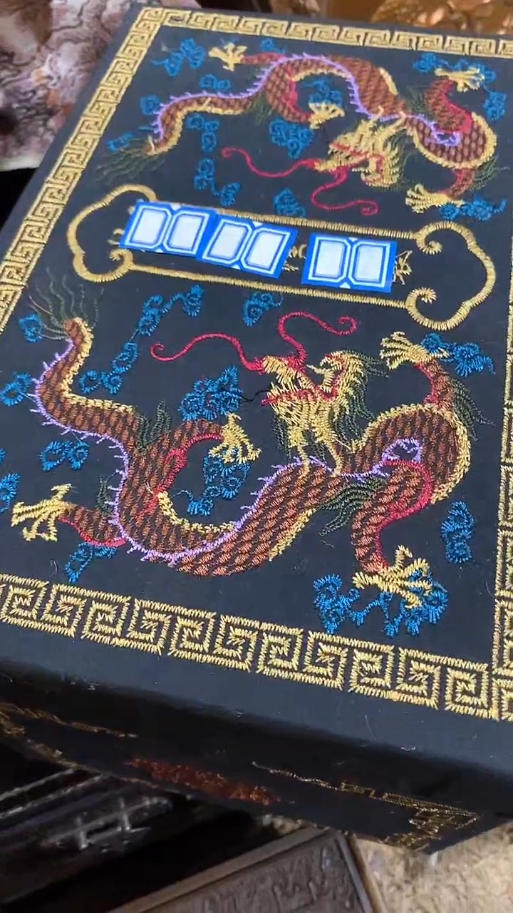 织绣黑箱-------(晓晓甄选)