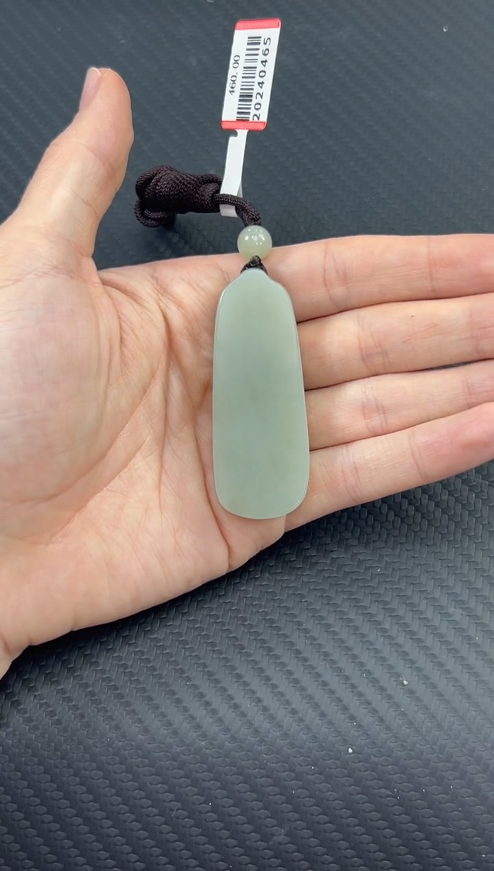 【闪购商品】和田玉吊坠(赠链)未镶嵌且末微色差近矿吊坠
