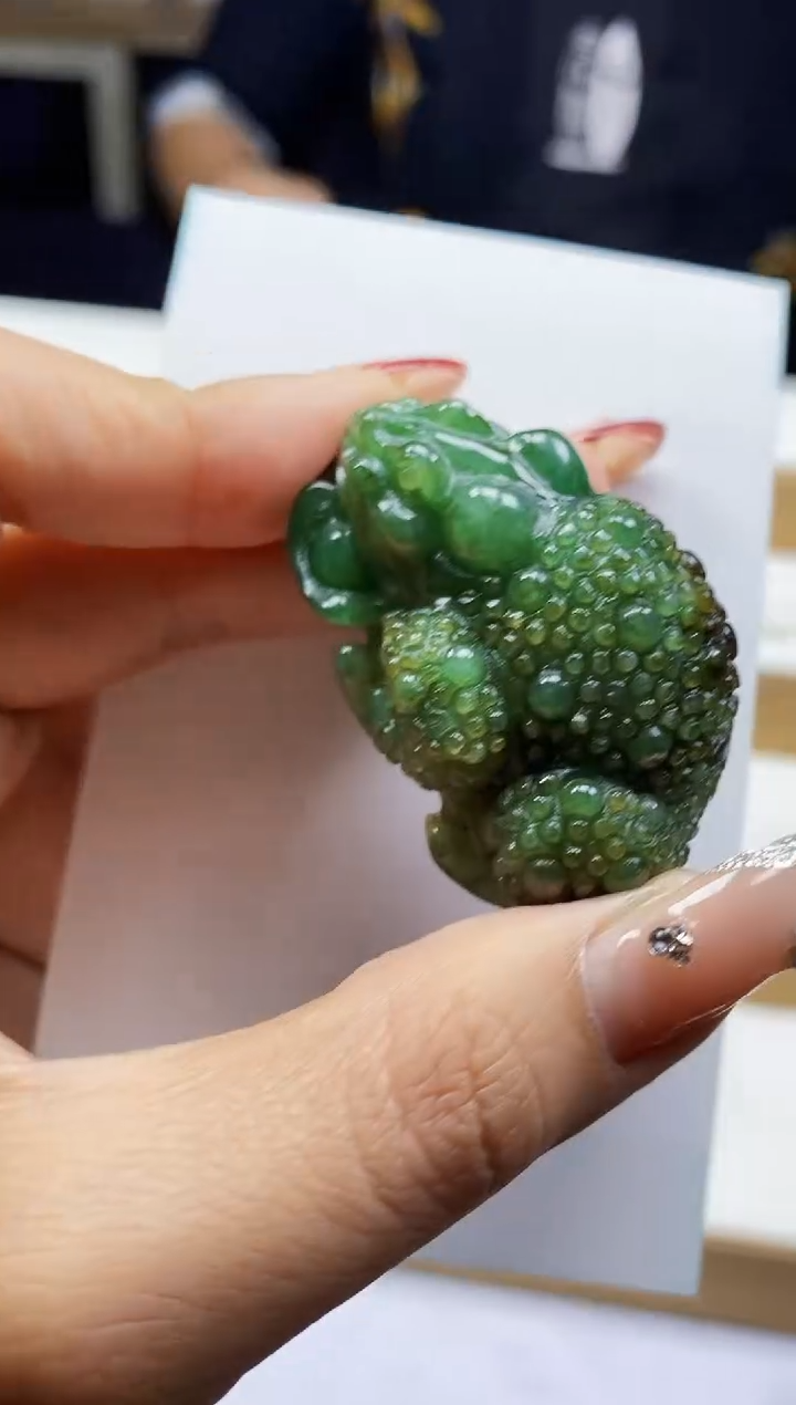 翡翠未镶嵌颈饰翡翠A货