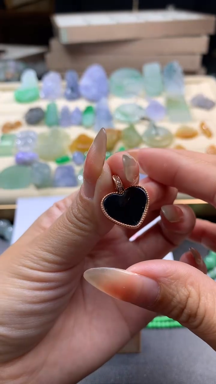 【闪购商品】翡翠颈饰银S925镶嵌翡翠