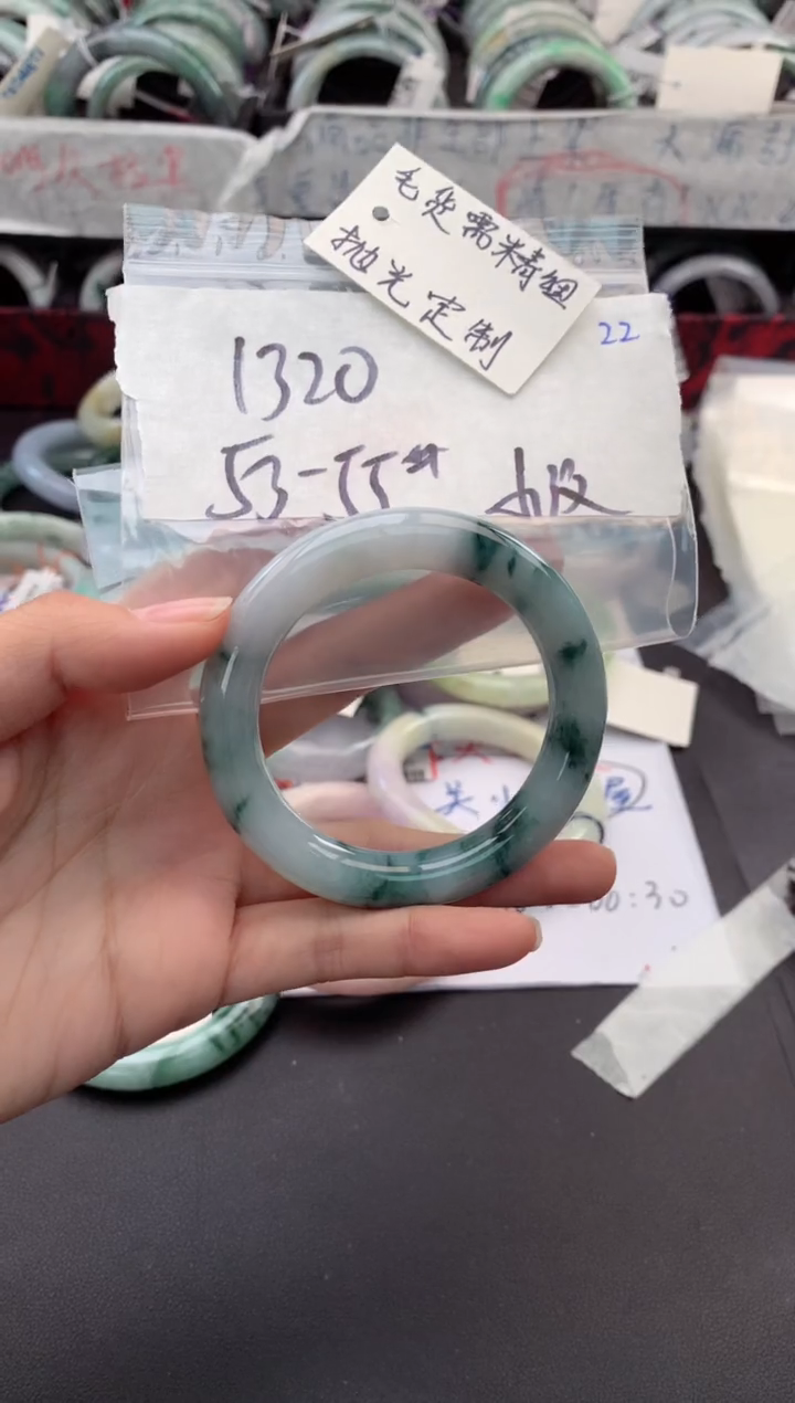 【闪购商品】定制翡翠未镶嵌毛货需精细抛光+多人