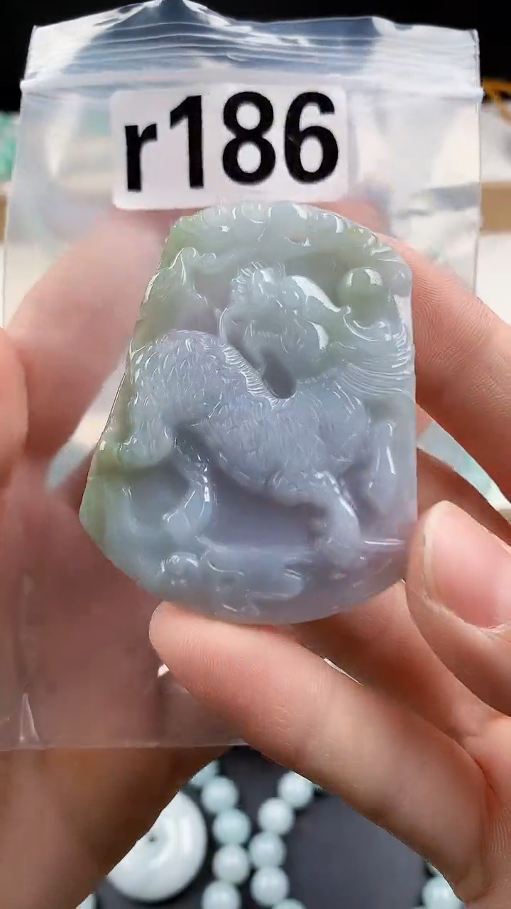 颈饰未镶嵌翡翠颈饰未镶嵌缅甸天然翡翠吊坠