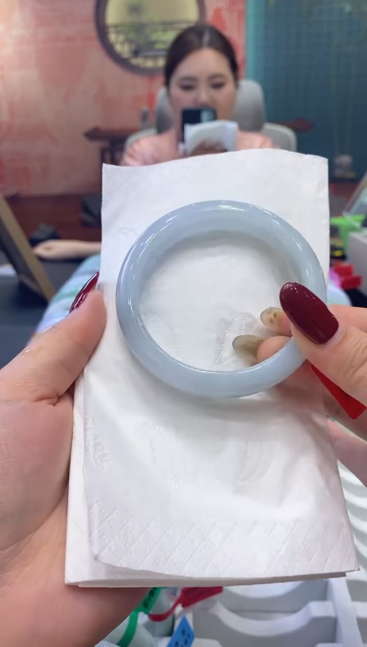 【闪购商品】翡翠手镯未镶嵌多人0010519