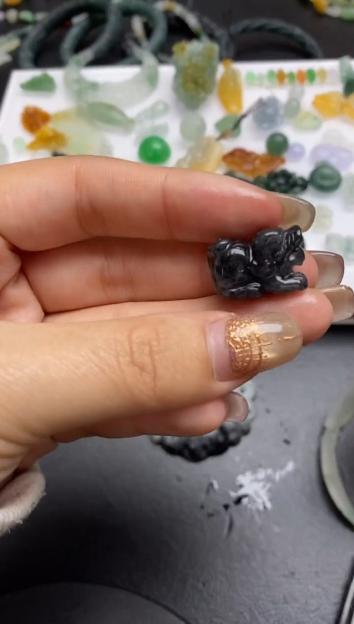 【闪购商品】定制翡翠未镶嵌翡翠毛货~