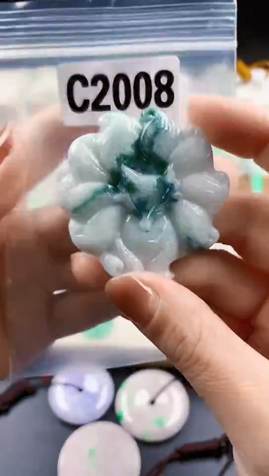 颈饰未镶嵌翡翠天然翡翠吊坠挂件