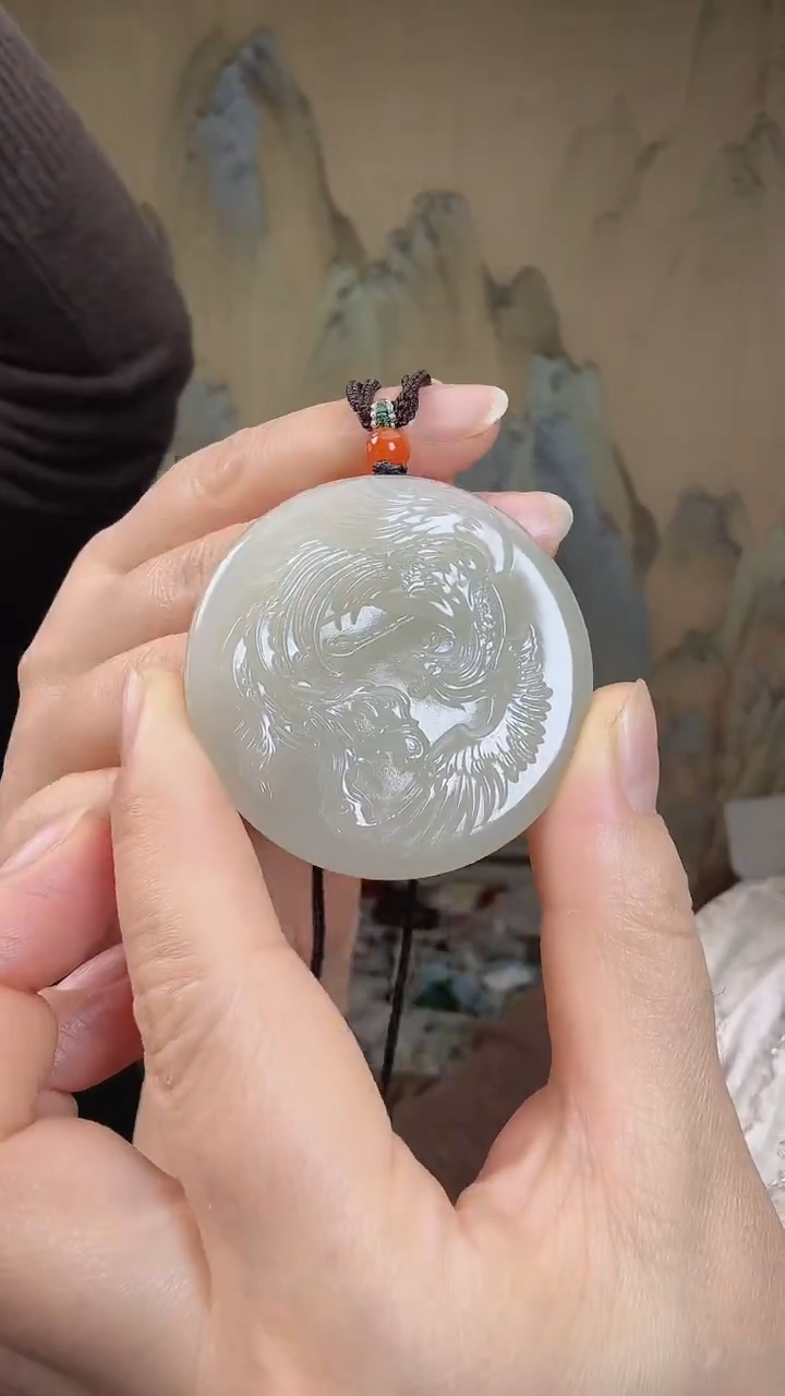 颈饰未镶嵌和田玉.