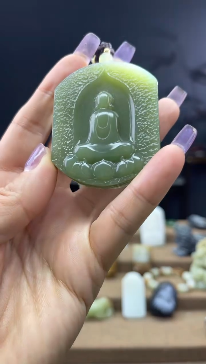 颈饰未镶嵌和田玉1