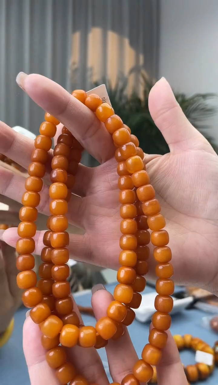 【闪购商品】未镶嵌蜜蜡珠宝奇石假一罚十，多样性发一件055.9