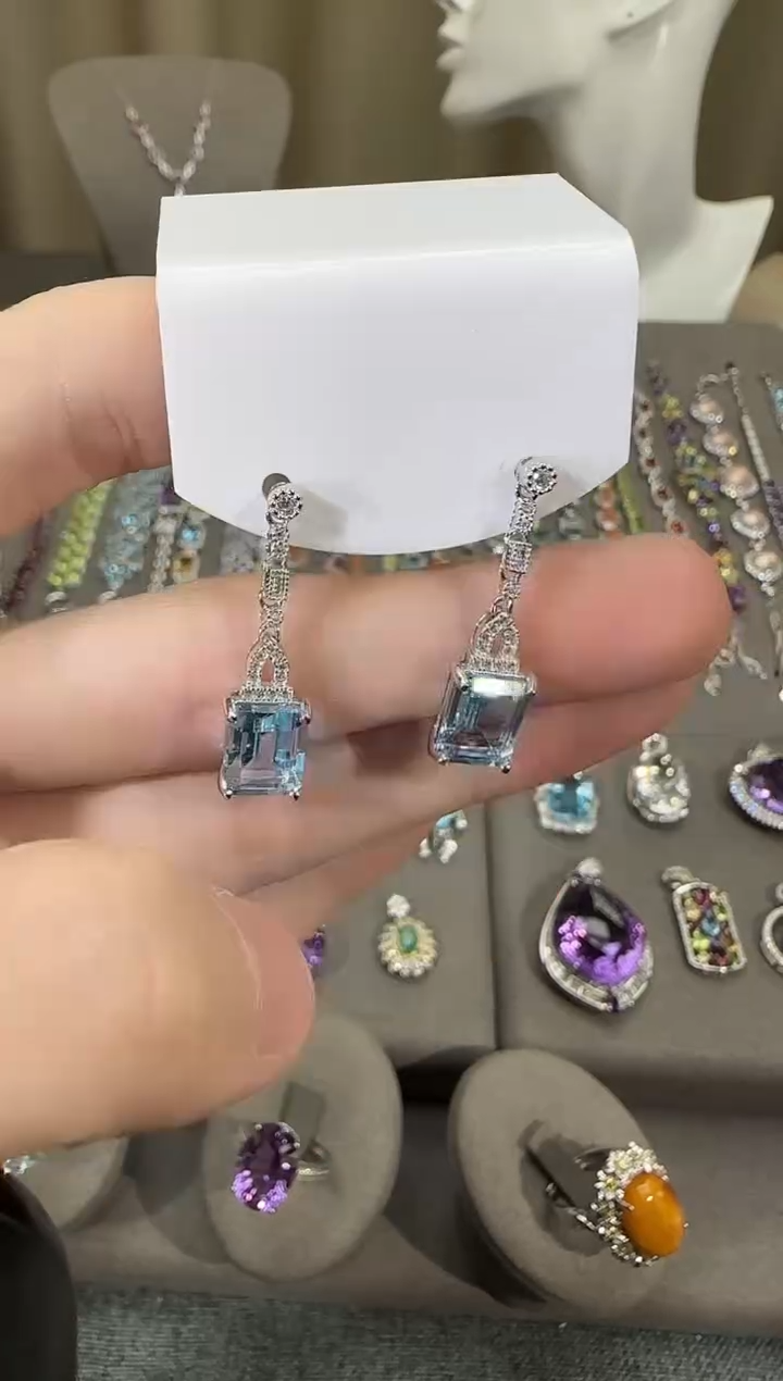 银S925镶嵌托帕石耳饰10*8mm耳坠设计款