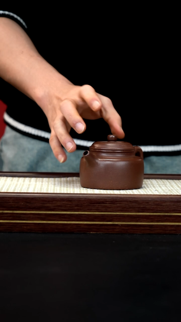 茶壶紫砂LLJ花泥 德钟 微瑕