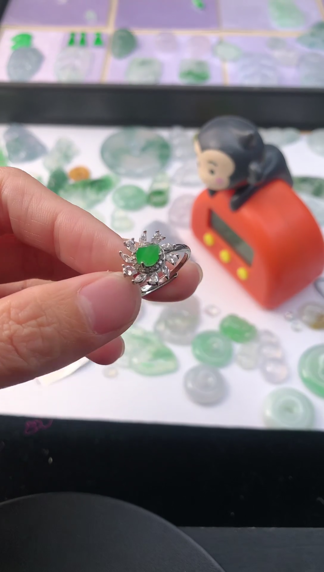 【闪购商品】翡翠裸石翡翠A货随型戒指