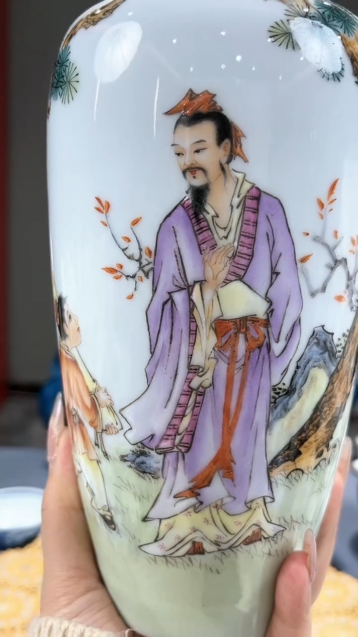 【闪购商品】官窑瓷画院155官窑瓷画院人物赏瓶