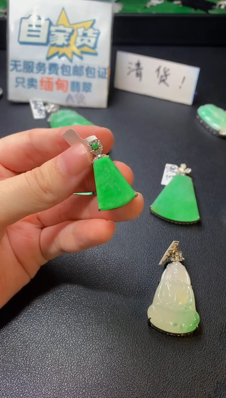 银S925镶嵌翡翠耳饰翡翠1