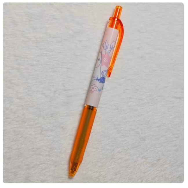 三菱UNI宫崎骏联名限定姆明丑鱼中油笔学生按动笔黑芯0.5mm
