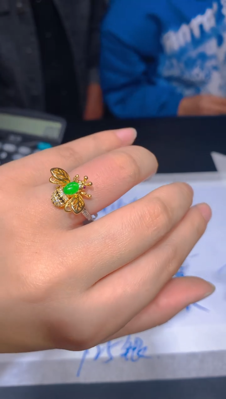 【闪购商品】定制翡翠未镶嵌32定制翡翠多样性发其一