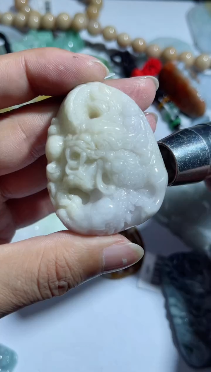 【闪购商品】翡翠吊坠(不含链)未镶嵌00003319