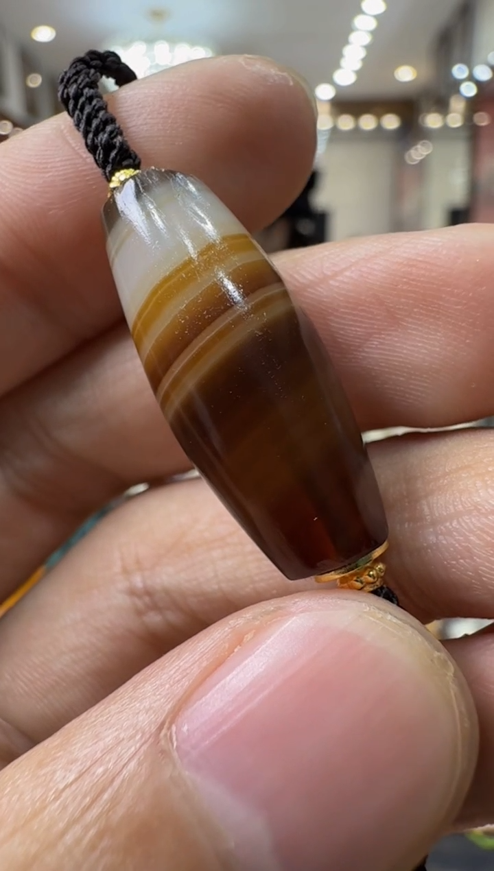 未镶嵌玛瑙/玉髓珠宝奇石a****！缠丝玛瑙珠项链