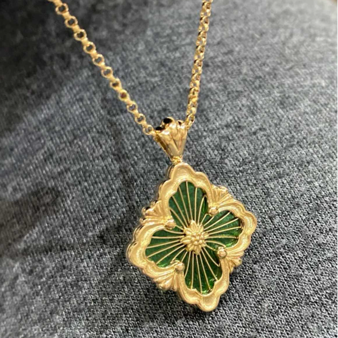 99新  布契拉提 小花6欢 Opera 绿珐琅 大号 黄金 项链