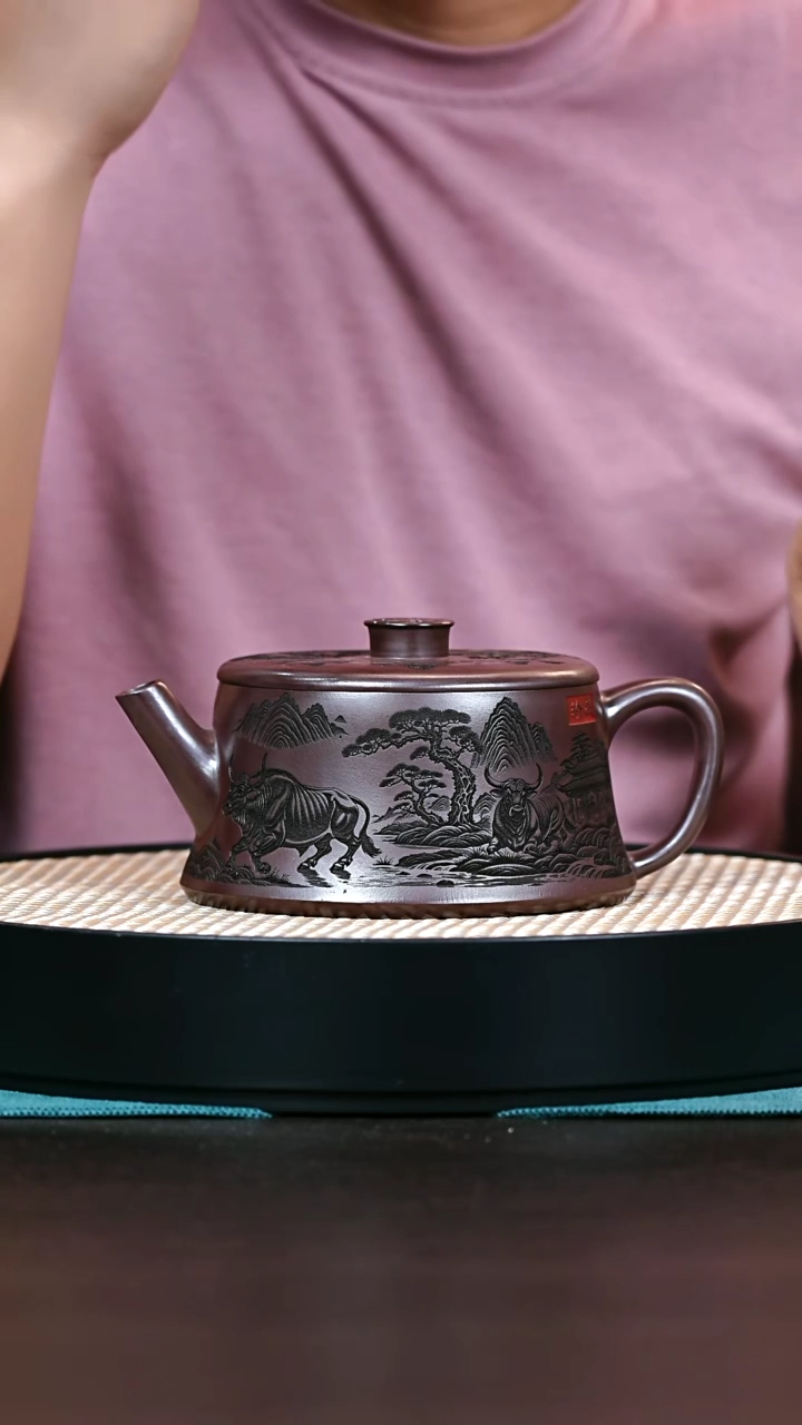 茶壶紫砂S级 石红五牛送福500cc