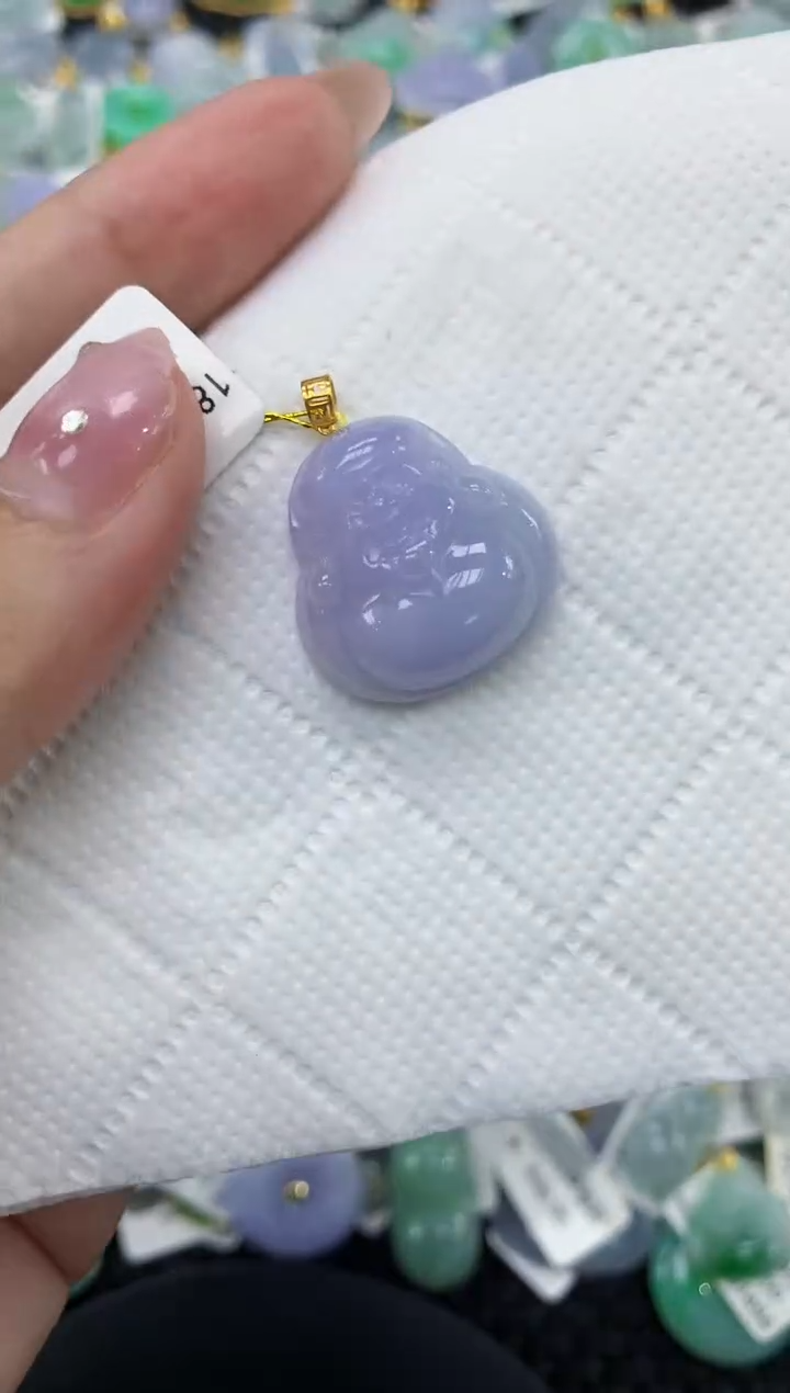 翡翠18K金镶嵌颈饰11111111111