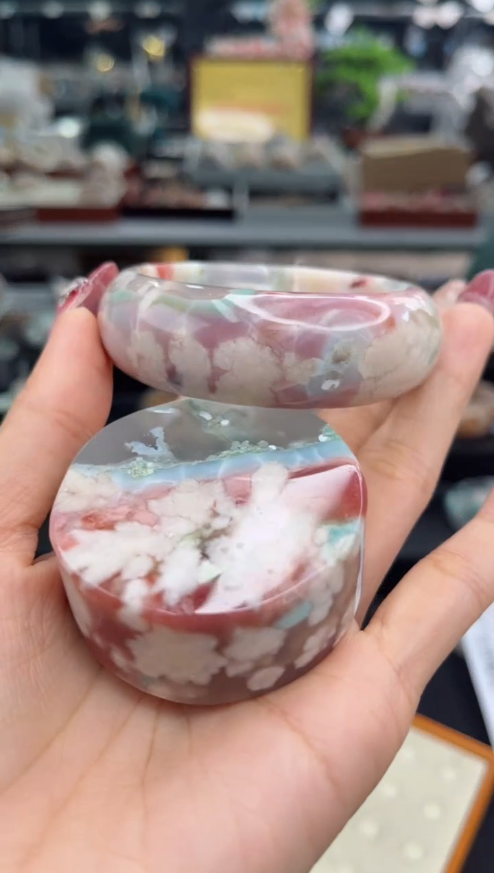 【闪购商品】石英质玉手镯未镶嵌54圈口（赠品镯心）6S8019