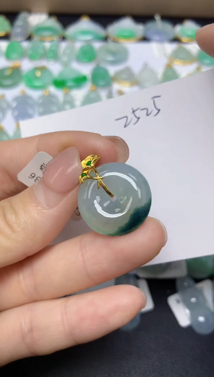 【闪购商品】翡翠挂件18K金镶嵌 天然翡翠A货