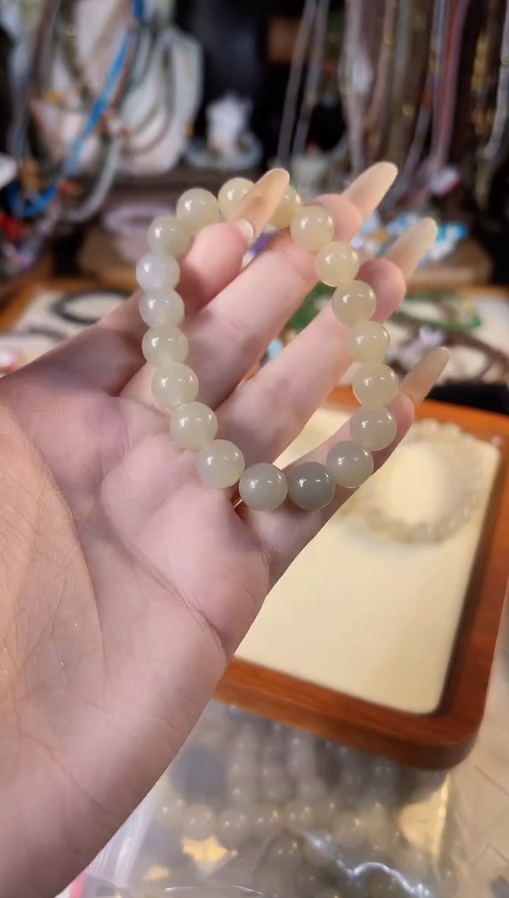 【闪购商品】和田玉手链未镶嵌多样性发货其一