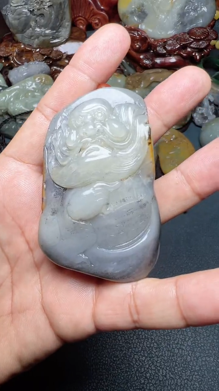 和田玉未镶嵌把件-