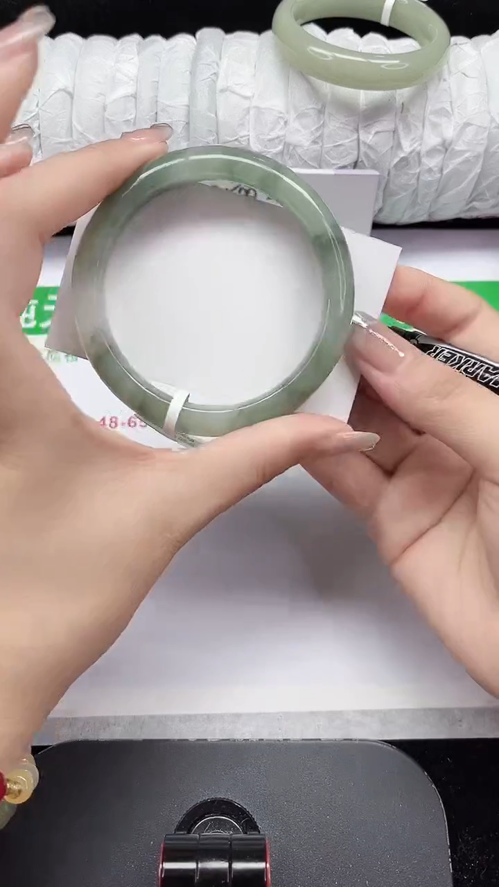 未镶嵌手镯石英质玉140-58/59