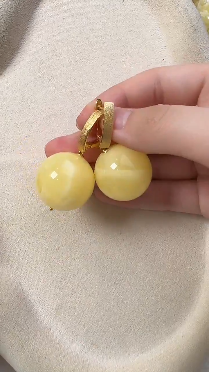 琥珀颈饰未镶嵌耳环