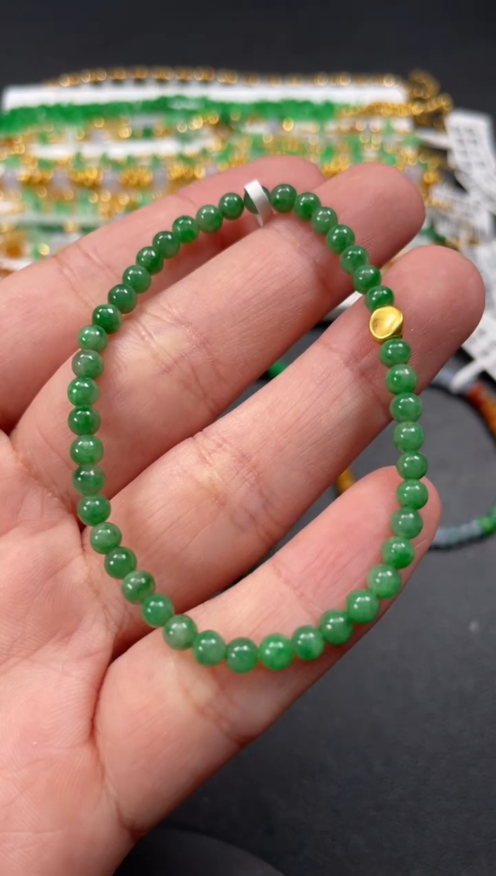 足金镶嵌手串翡翠一条  P623