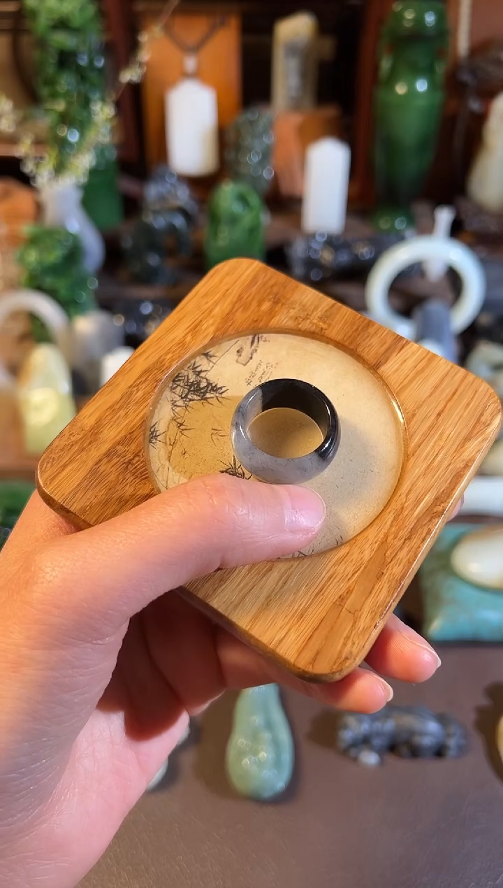 【闪购商品】和田玉戒指未镶嵌内径18