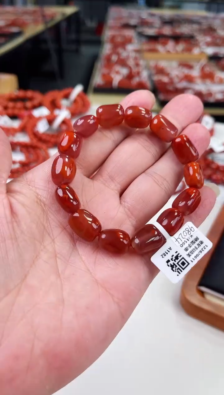【闪购商品】南红玛瑙瓦西随型手串未镶嵌一个/条