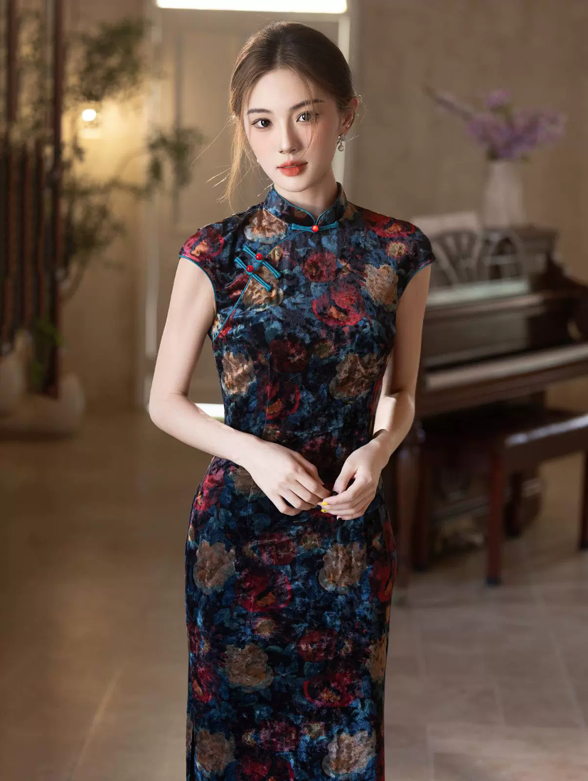【繁花似锦】新中式年轻丝绒紫花绝美短袖旗袍女2025夏季新款日常