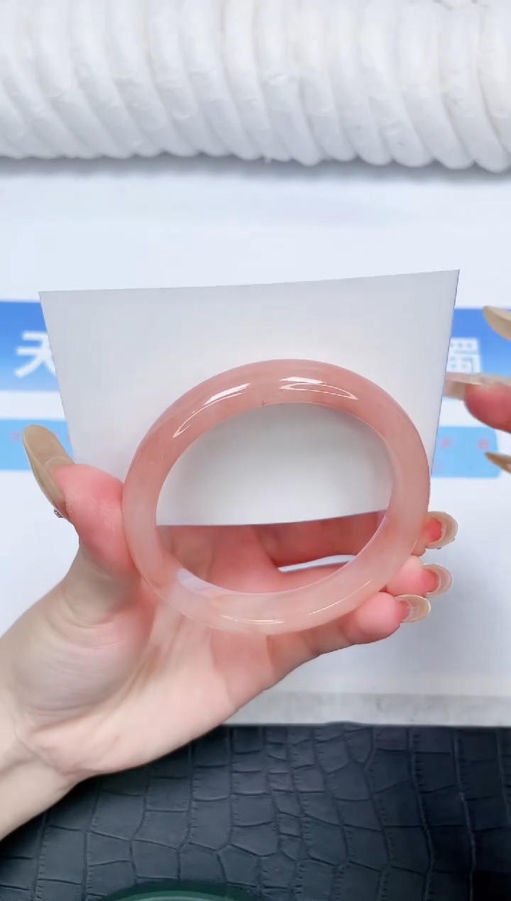 石英质玉手镯未镶嵌17-60