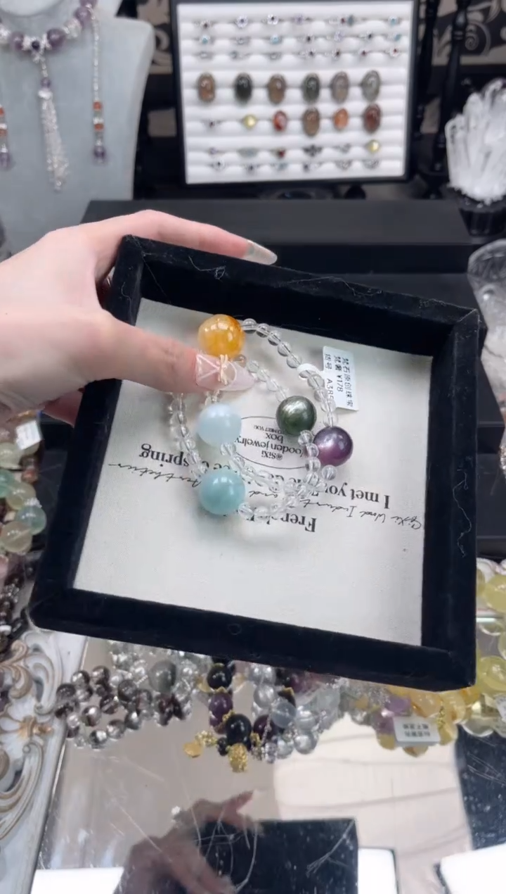 【闪购商品】水晶手链未镶嵌天然水晶 多样性发货
