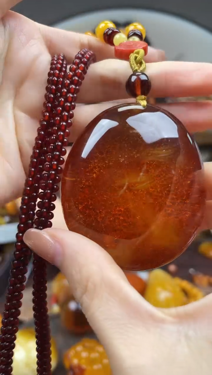 【闪购商品】琥珀裸石未镶嵌首饰 假1赔4（多样性发货1件