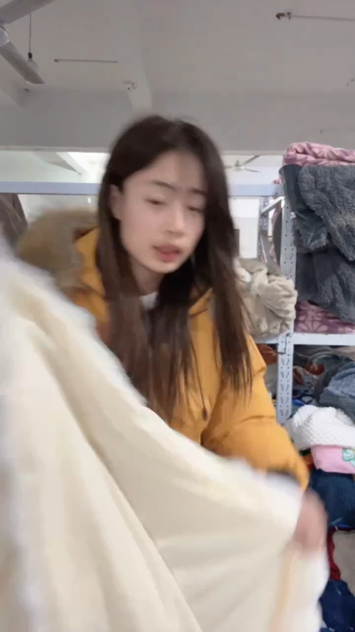 法兰绒017                 1.5*2瑕疵